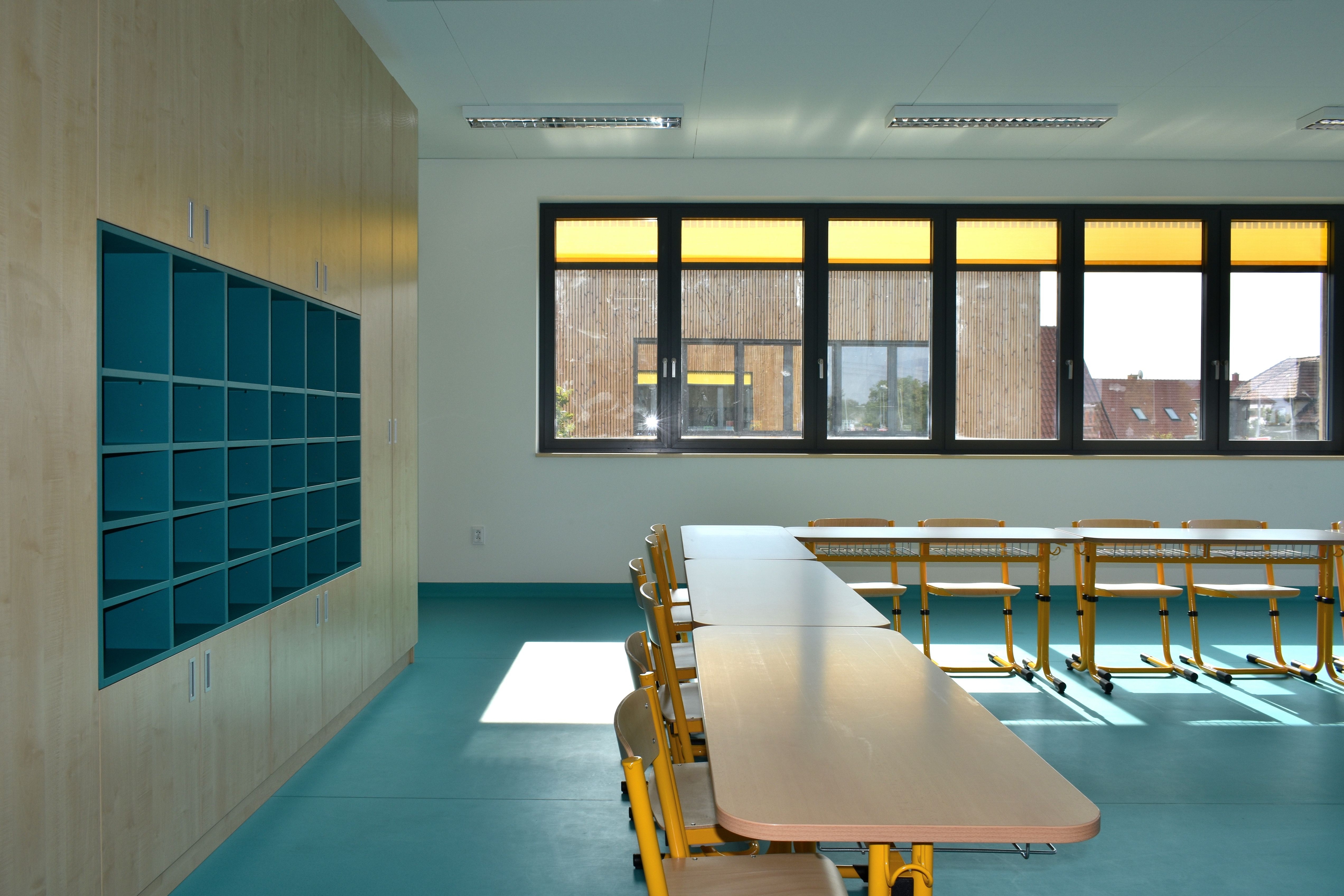 Kmenová učebna Základní škola Újezd u Průhonic vybavená školním nábytkem ViVA school