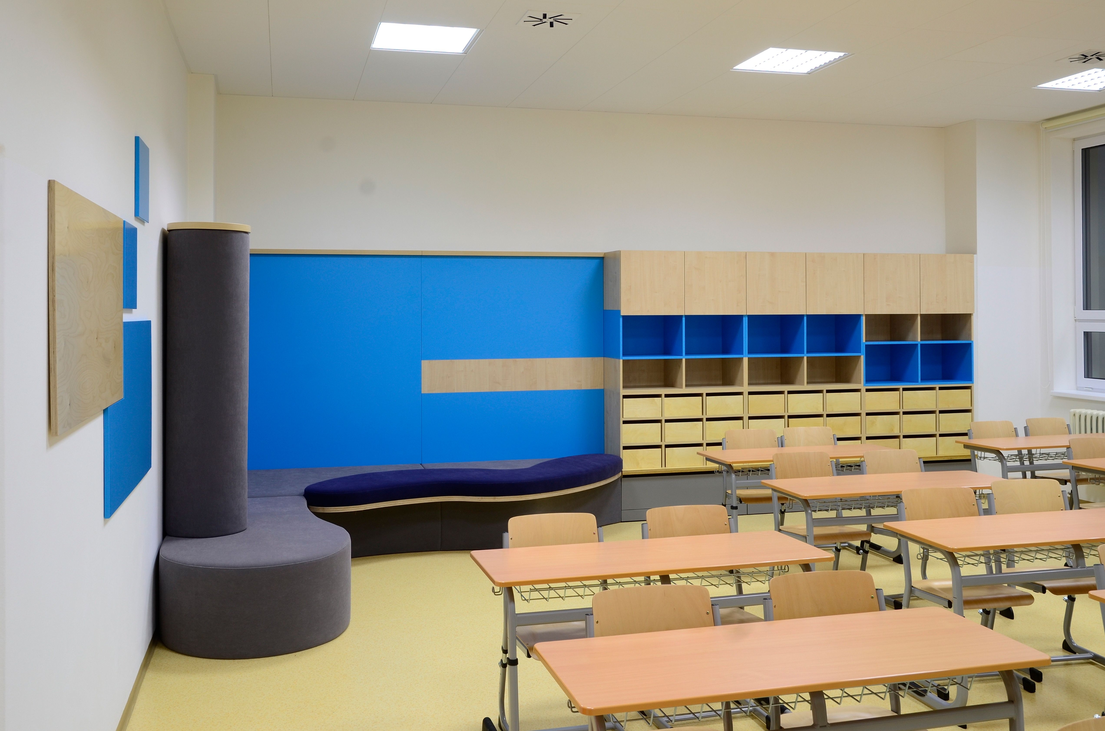 Kmenová učebna Základní škola Újezd nad Lesy vybavená školním nábytkem ViVA school